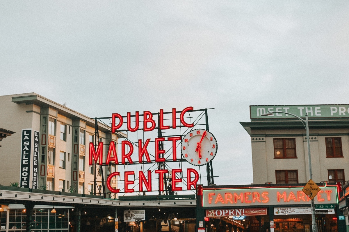 10 places to eat when visiting Pike Place in Seattle, Washington